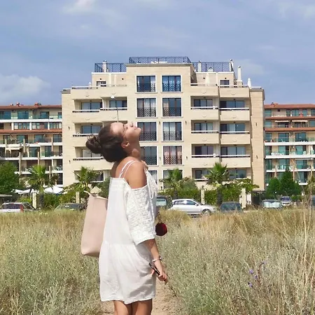 Ξενοδοχείο με διαμερίσματα Teos