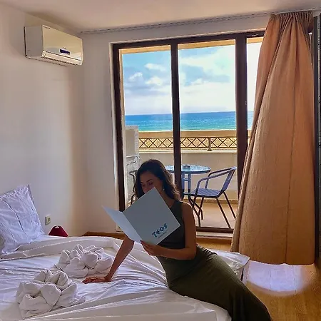 Teos 公寓式酒店 4*