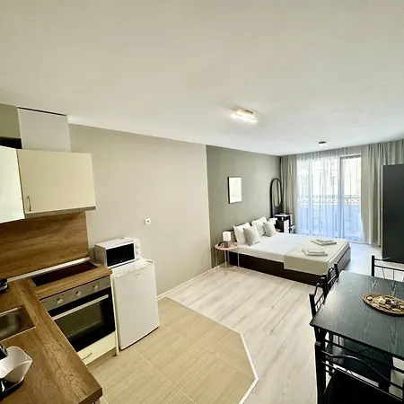 Teos Aparthotel