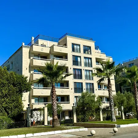 Apart-hotel Teos 4*