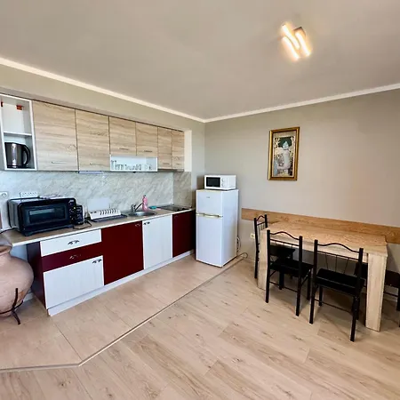 Teos Aparthotel