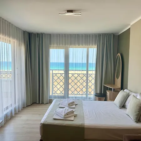Aparthotel Teos